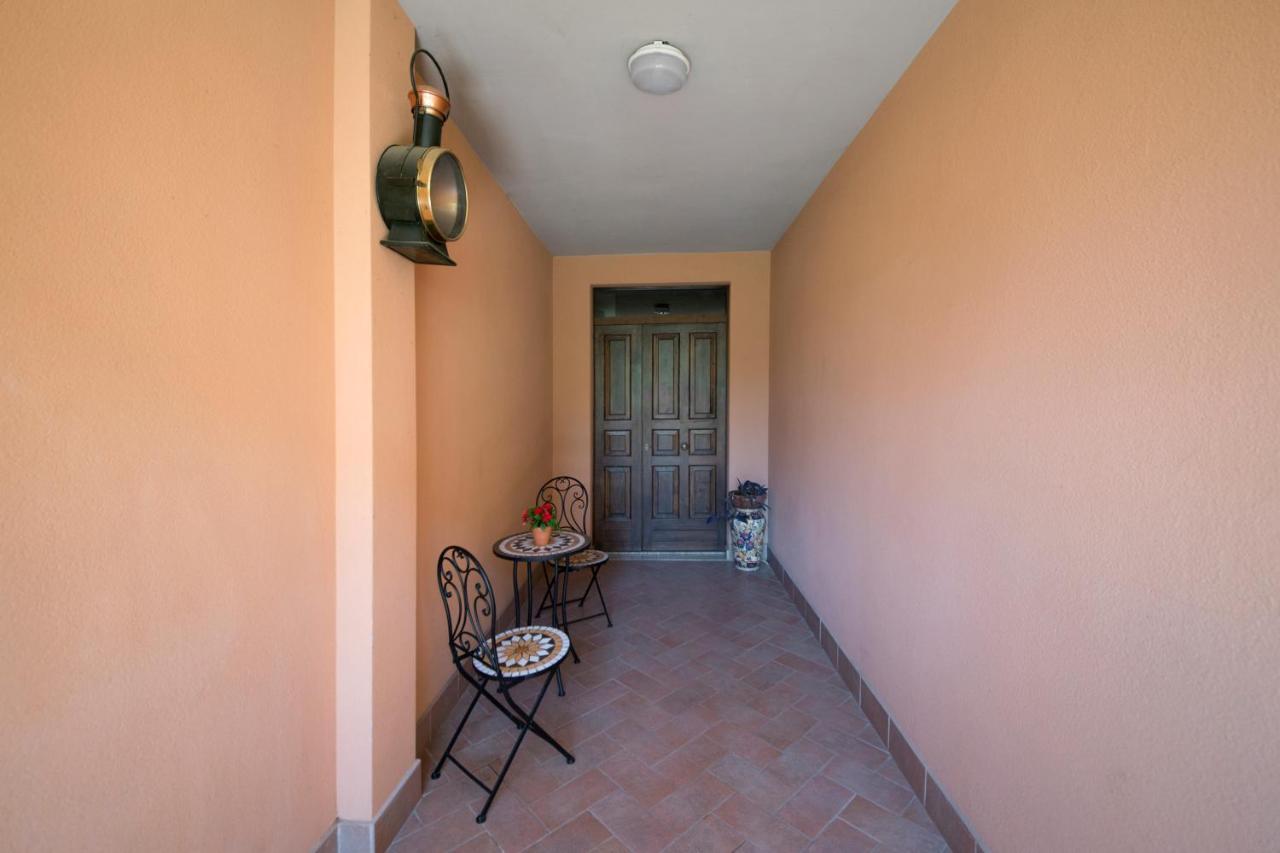 Villa Alida Casa Vacanze フォリーニョ エクステリア 写真