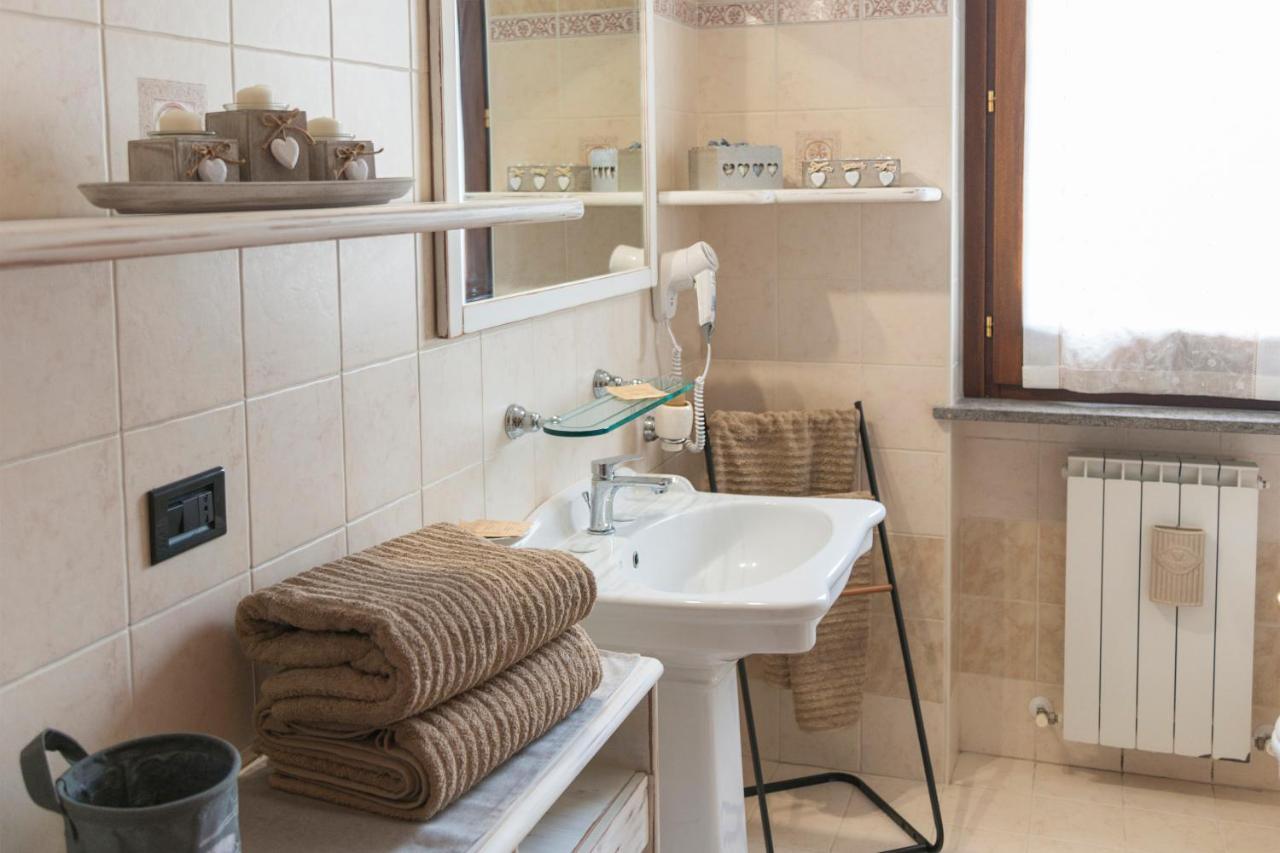 Villa Alida Casa Vacanze フォリーニョ エクステリア 写真