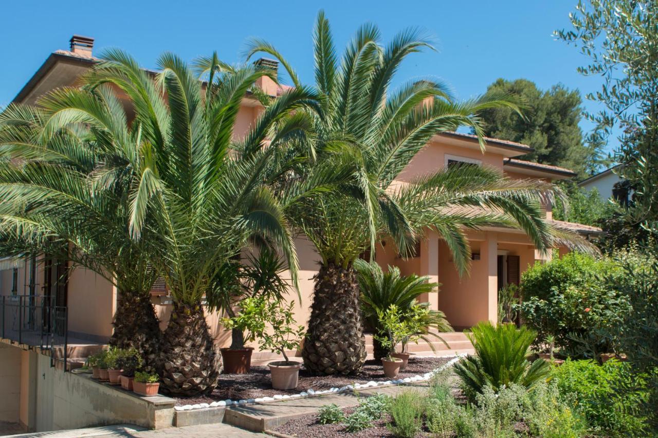 Villa Alida Casa Vacanze フォリーニョ エクステリア 写真
