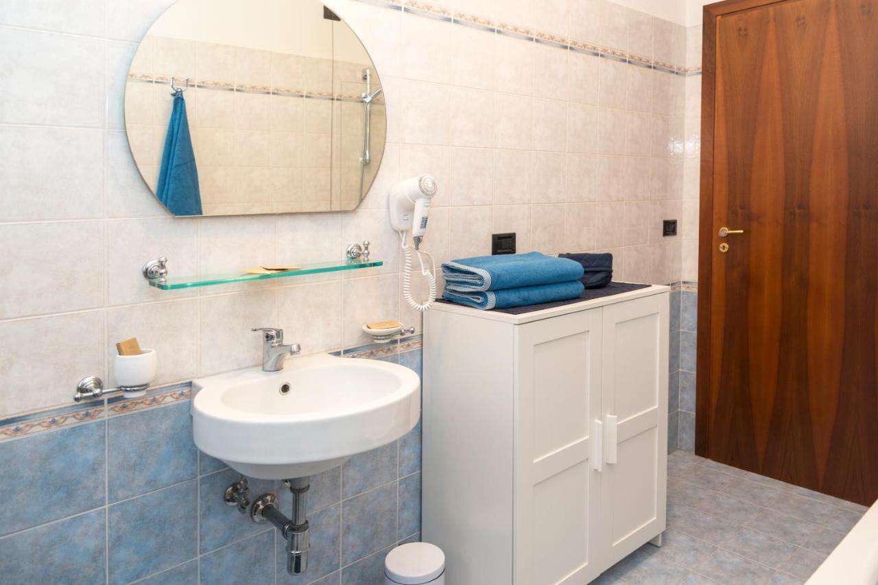 Villa Alida Casa Vacanze フォリーニョ エクステリア 写真