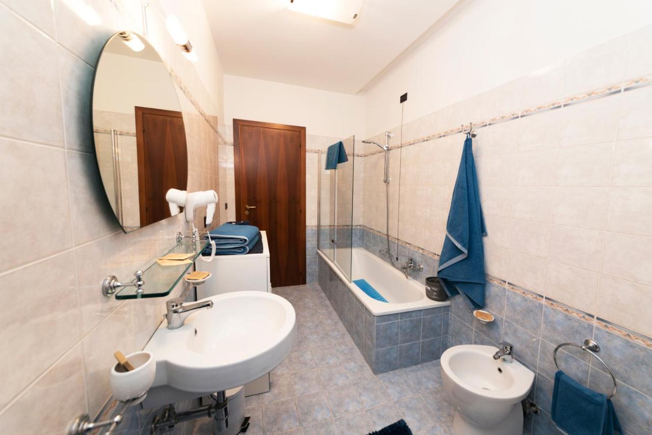 Villa Alida Casa Vacanze フォリーニョ エクステリア 写真
