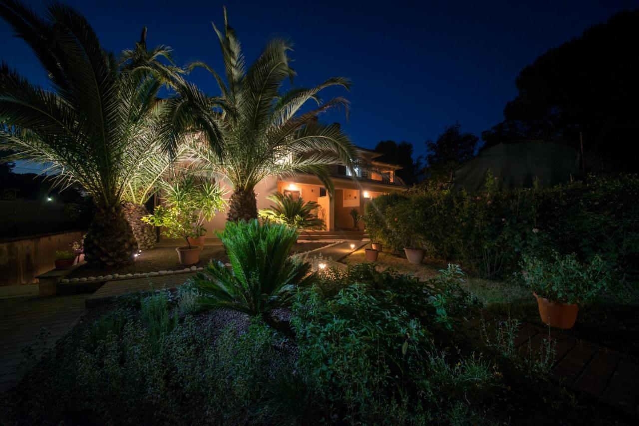 Villa Alida Casa Vacanze フォリーニョ エクステリア 写真