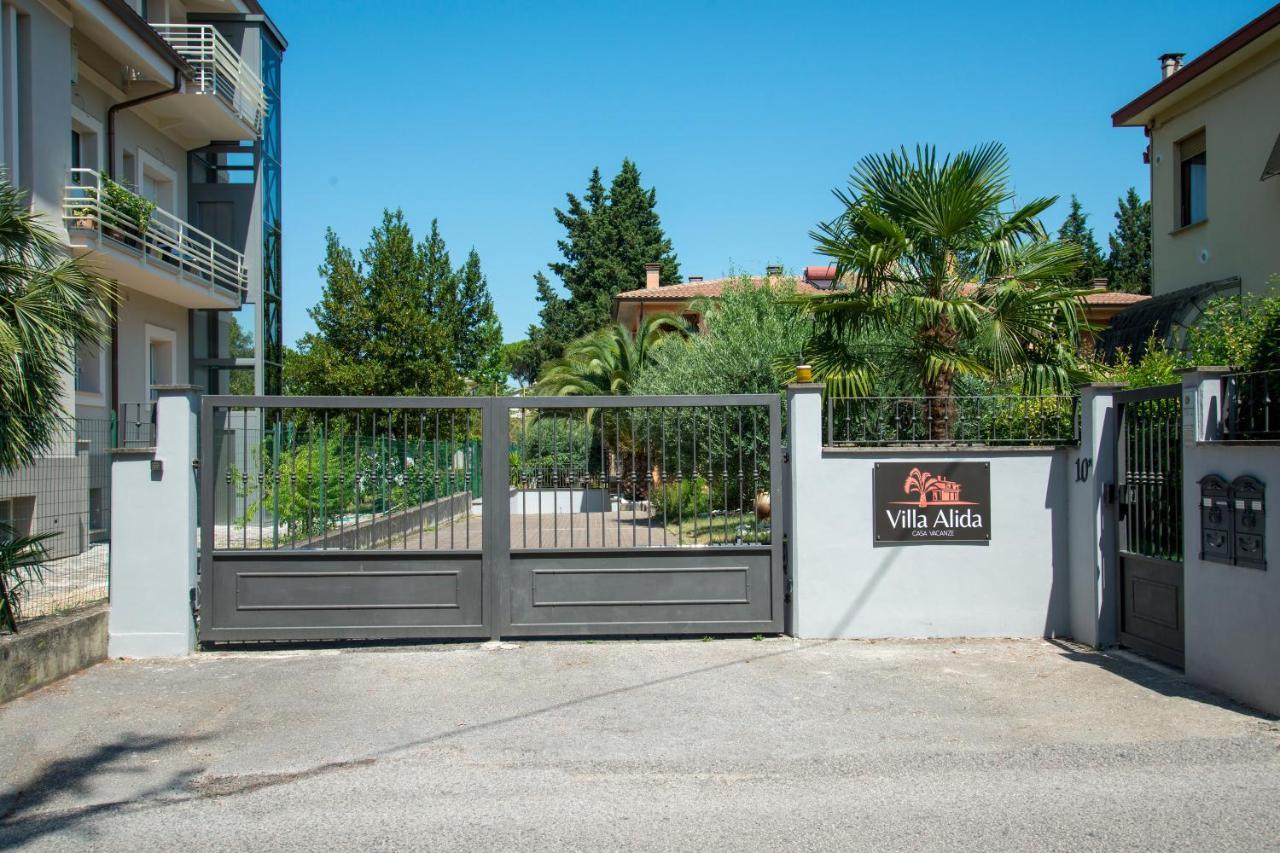Villa Alida Casa Vacanze フォリーニョ エクステリア 写真